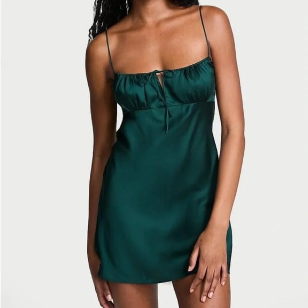 PINK Victoria’s Secret TENCEL™ Slip Mini Dress | Y2K Emerald Green S-M - Picture 7 of 10